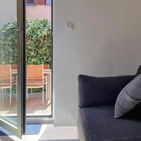 Ferienwohnung Fur 4 Personen Ca 40 Qm In Novigrad, Istrien Istrische Riviera - B60614